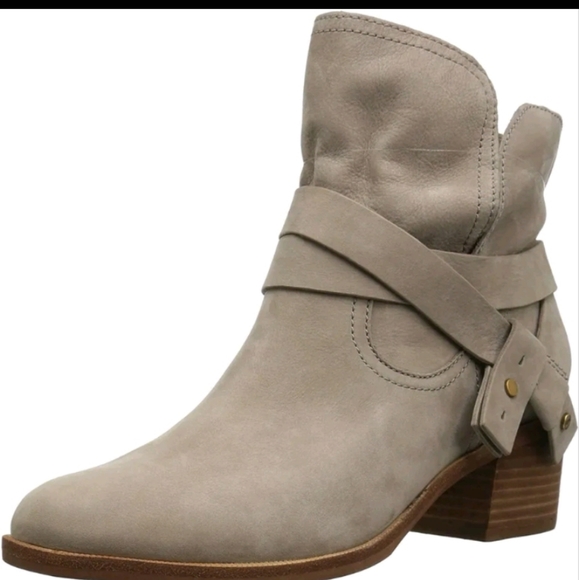 Ugg Elora Boot - Picture 1 of 2